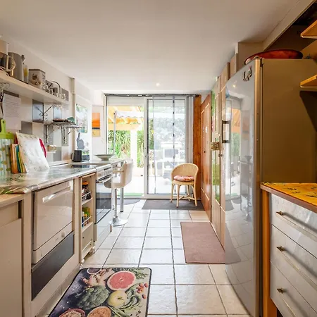 Le Grand Lapin Blanc Apartment