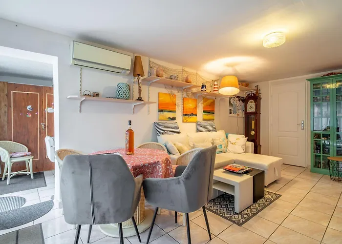 Le Grand Lapin Blanc Fleury (Aude)